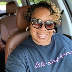 Meet your Posher, Lynne